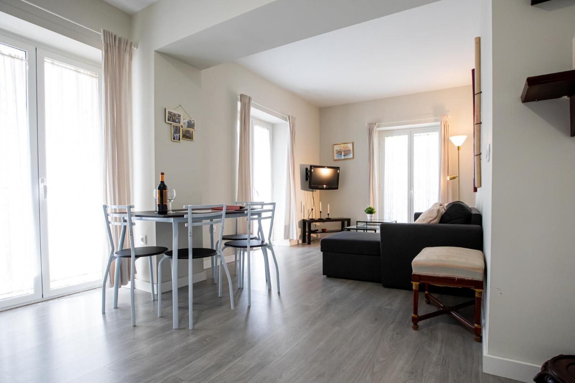 Apartamentos Dona Concha Севиля Екстериор снимка